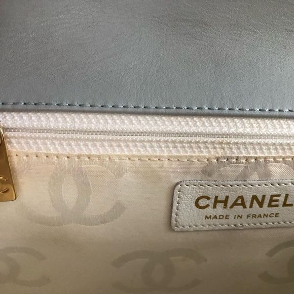 Chanel Flap Bag - Picture 3 of 12